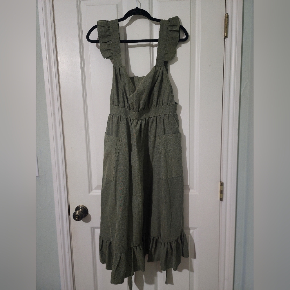 Green Ruffled Sleeveless Apron Dress